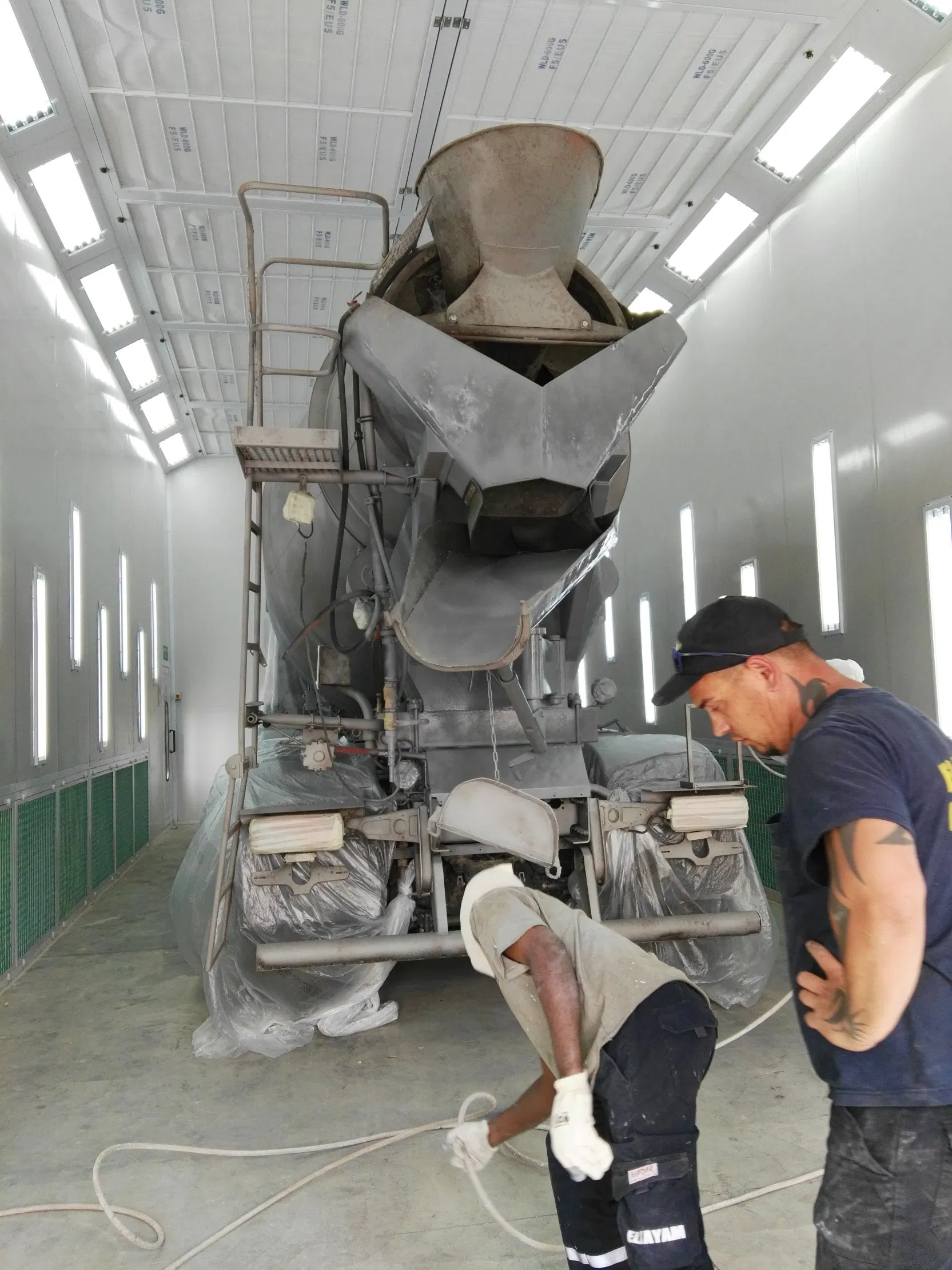 DIY Weilongda Brand Luxury with Ce Truck Bus Paint Oven